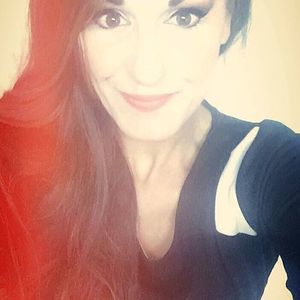 Meet your Posher, Elaina